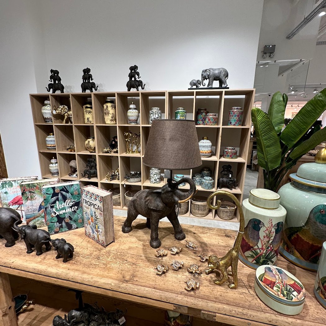 Le Grand Comptoir Issy-les-Moulineaux - Family concept-store 1